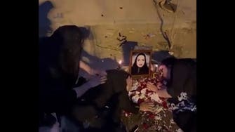 ایران:احتجاج کی وائرل ویڈیومیں نمودار ہونے والی نوجوان خاتون فائرنگ سے قتل 