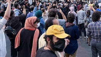 هفدهمین شب تظاهرات مردم ایران؛ اقدامات تحریمی و احضار کاردار ایران در لندن