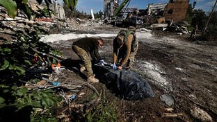 مسؤول أوكراني: روسيا قصفت قافلة إجلاء مدنية.. ومقتل 20