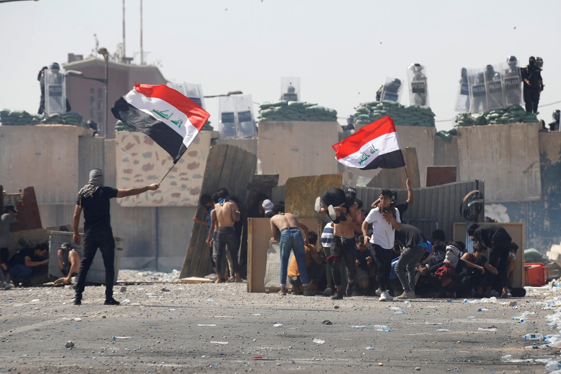 من تظاهرات تشرين في بغداد (1 أكتوبر 2022- فرانس برس)