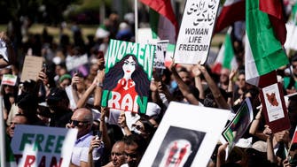 بين المحتجين والملف النووي.. بايدن يسعى لمسار وسطي بشأن إيران