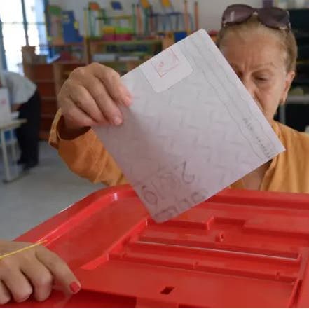 بدء الاقتراع في الخارج بالانتخابات التشريعية التونسية