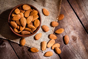 A handful of it promotes intestinal well being. A examine reveals the significance of consuming almonds