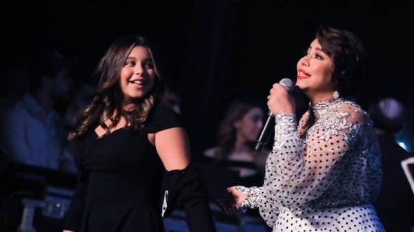 Video .. Sherine reveals her true age at a concert!