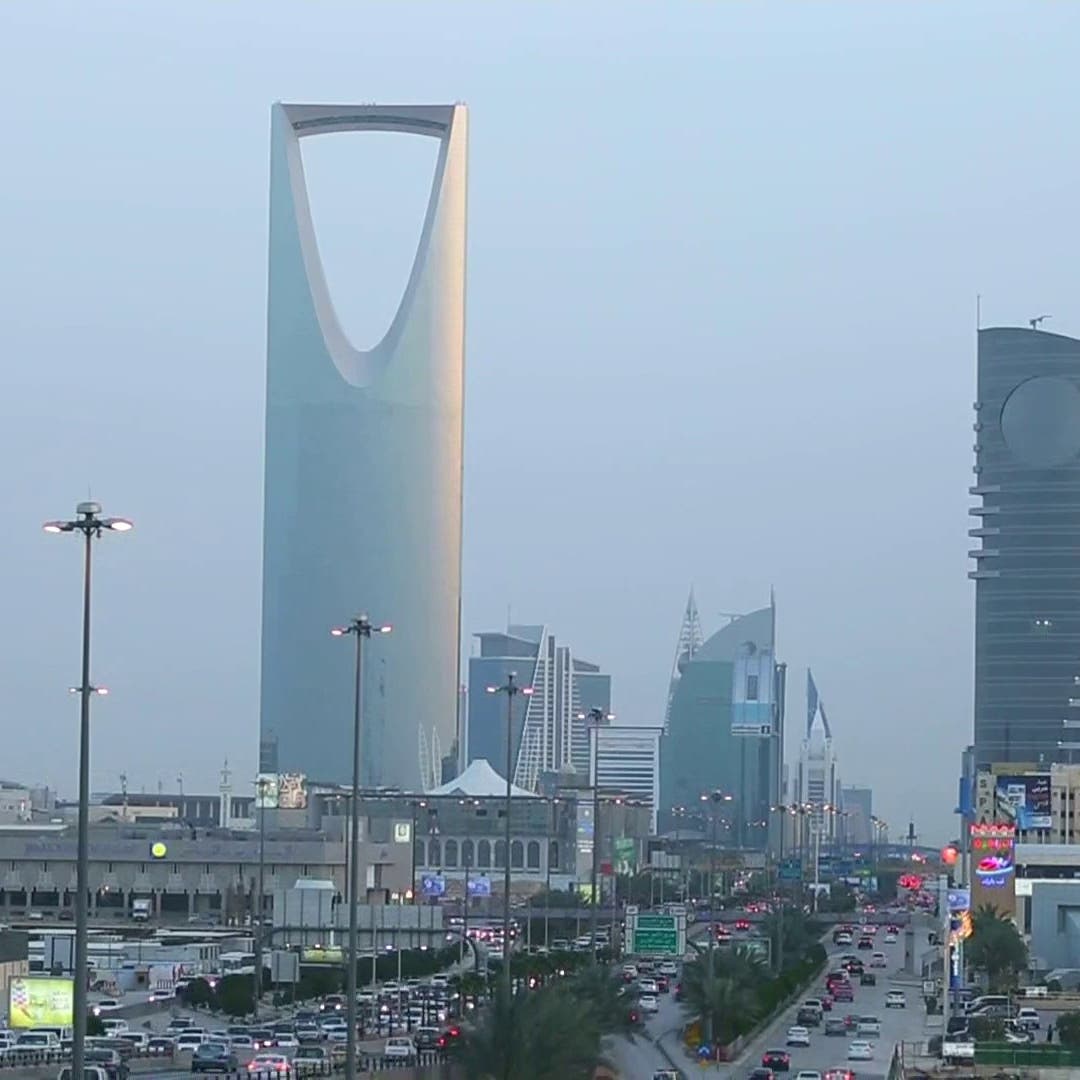 S&P تتوقع تصنيفا إيجابيا للشركات السعودية المنفذة لمشاريع رؤية 2030 