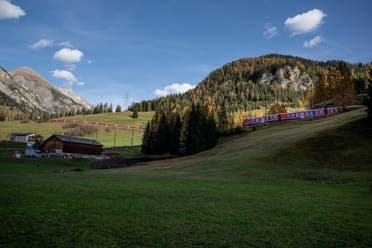 القطار الأطول في العالم في سويسرا