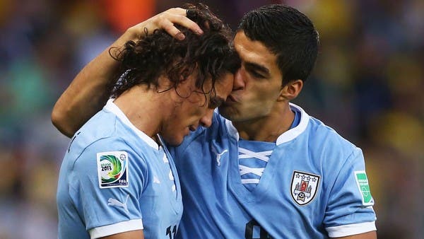 Suarez and Cavani .. The duo’s latest appearance “allowed his people to dream”