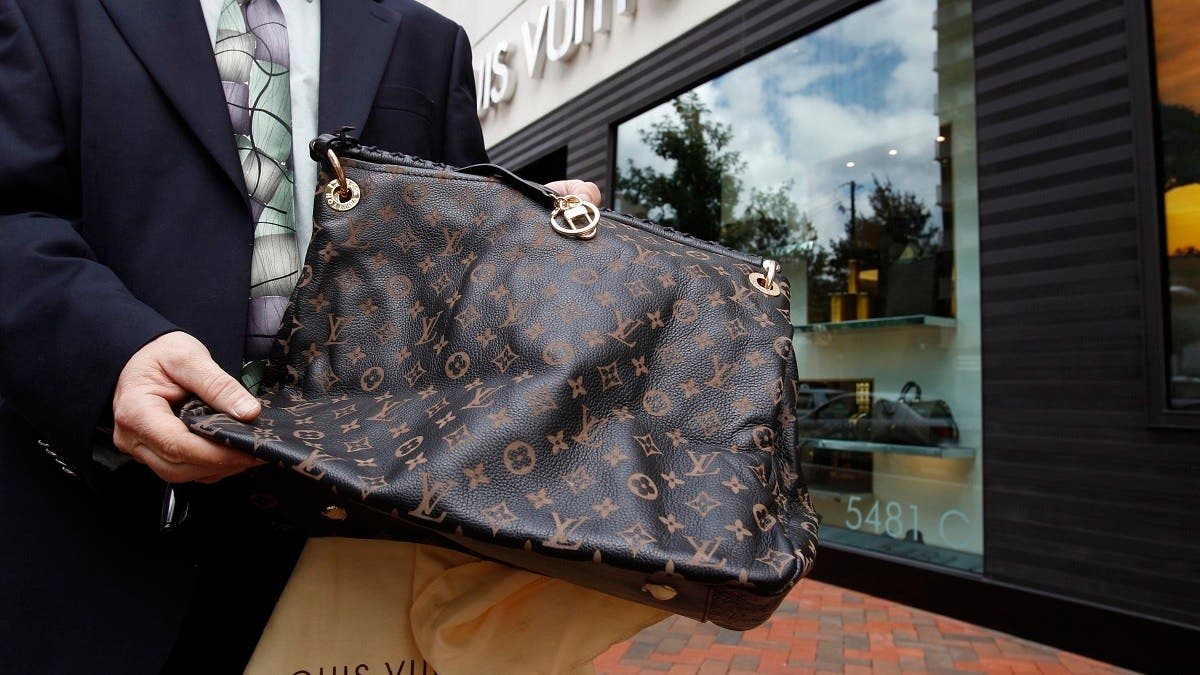 Louis Vuitton accused of selling low-quality products after Chinese netizen  claims to peel off protective film on handbag - Dimsum Daily