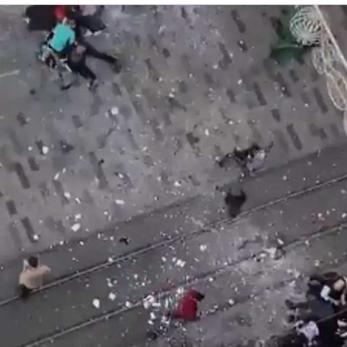 شاهد اللحظات الأولى لتفجير إسطنبول الدامي