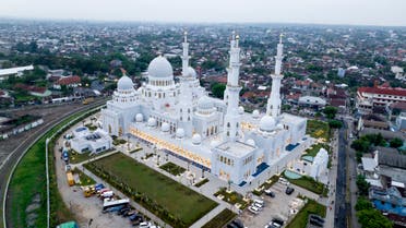 The newly-inaugrated Sheikh Zayed Grand Mosque in Indonesia. (Twitter)