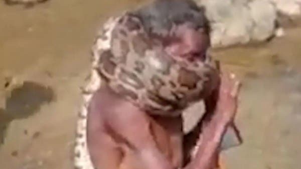 Breathtaking video.. A snake strangled him while he was drunk and he survived