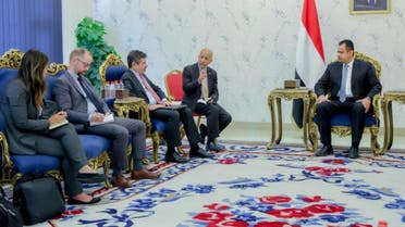 من لقاء رئيس الوزراء اليمني والسفير الأميركي لدى اليمن