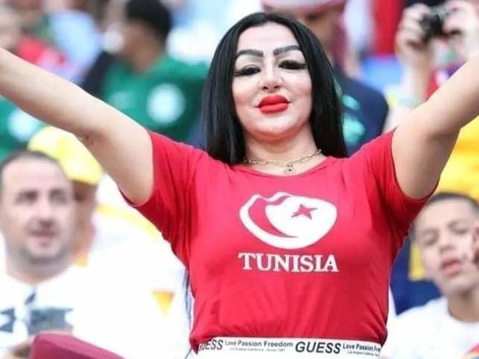  تعرضت للتنمر بالمونديال.. تعاطف واسع مع مشجعة تونسية