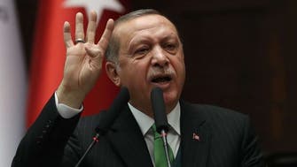بعد المصافحة.. هل سيرفع أردوغان شعار رابعة مجددا؟