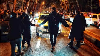 اعتراضات شبانه در تهران؛ آتش‌زدن دفتر نمایندگی خامنه‌ای در رودسر 
