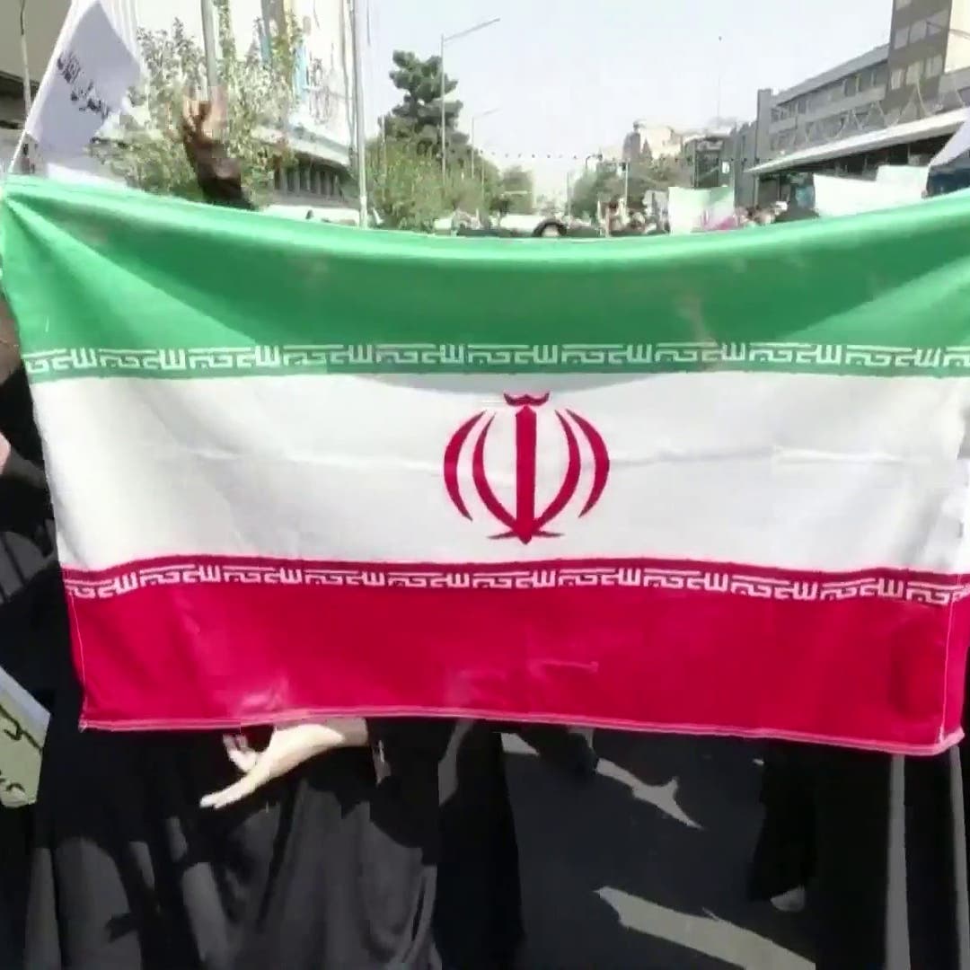 إيران تواصل حملة قمع تطال الأقليات.. وتجدد عقوبة "بهائيتين"