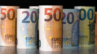 التضخم في منطقة اليورو يتراجع للمرة الأولى في 17 شهراً