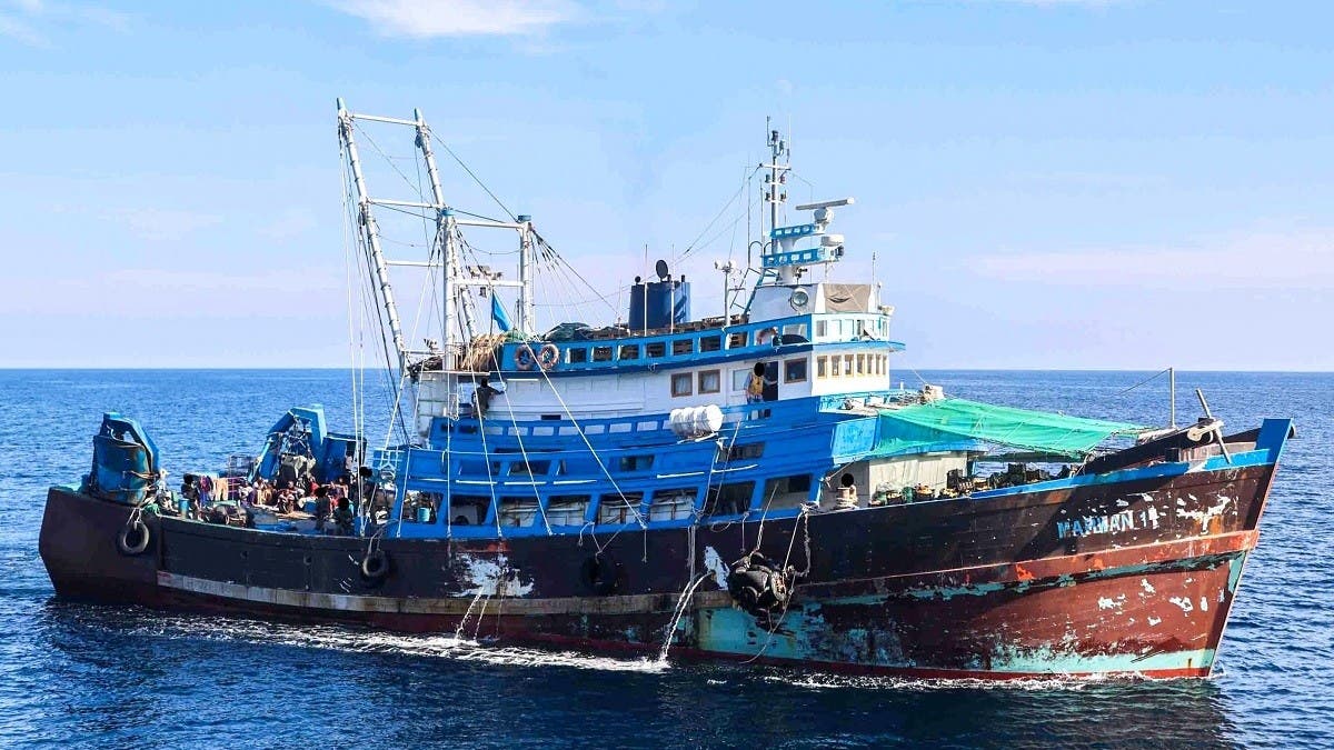 Iranian fishing fleet accused of illegally plundering Yemeni