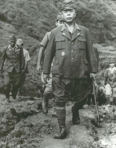 صورة للجنرال الياباني ياماشيتا عقب استلامه للأميركيين عام 1945