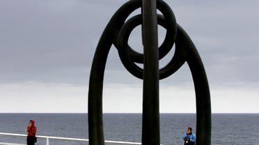 Relatives of victims of the 2002 Bali bombings listen during a ceremony to mark the third anniversary of the attack, at the Bali Memorial in Sydney October 12, 2005. (File photo: Reuters)