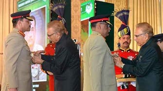  نئی فوجی قیادت کو پاکستان کے لئے خدمات پر نشان امتیاز کا اعزاز دینے کا اعلان