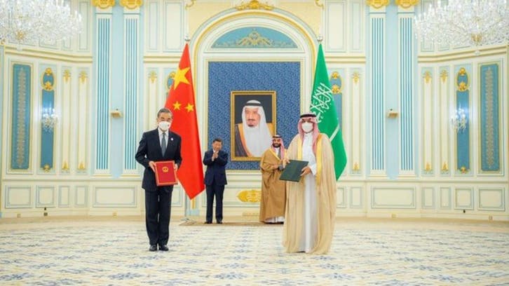 السعودية والصين توقعان على خطة المواءمة بين رؤية المملكة 2030 ومبادرة الحزام والطريق
