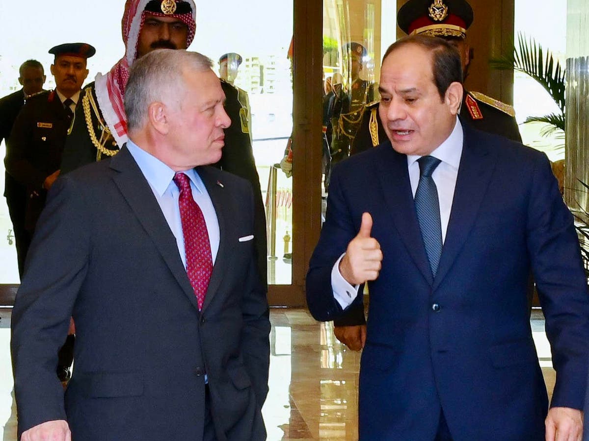 السيسي وملك الأردن يبحثان هاتفياً قضايا المنطقة وتعزيز التعاون