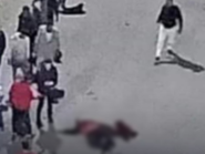 حادثة مفزعة.. مصري يقتل زوجته بسكين في الشارع