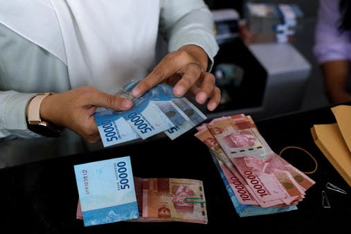 Indonesia melakukan kenaikan suku bunga ‘terukur’ seiring meredanya inflasi
