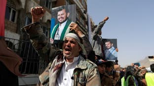 "الحوثي" تحاصر 3 قرى جنوب اليمن.. وتختطف 72 شخصاً