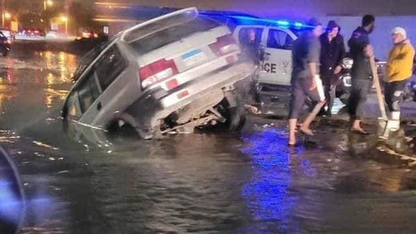 Look.. Landslide engulfs several cars in Egypt