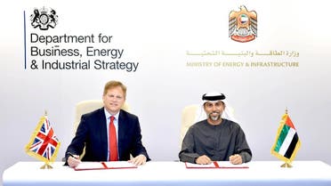 British Secretary of State for Business, Energy and Industrial Strategy Grant Schapps (L) and Emirati Minister of Energy and Infrastructure Suhail bin Mohammed al-Mazrouei (R). (WAM)