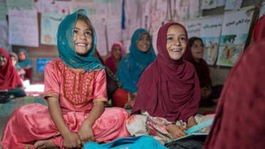 دختران دانش‌آموز افغانستانی