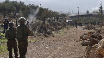 مغربی کنارا: اسرائیلی فوج کی فائرنگ،  فلسطینی شہید، درجنوں زخمی