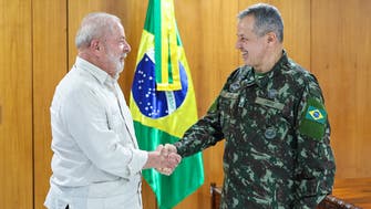 رئيس البرازيل يقيل قائد الجيش قبيل زيارته الخارجية الأولى