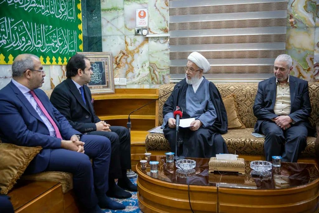لقاء وفد "حكماء المسلمين" مع ممثل المرجع السيستاني في كربلاء الشيخ عبد المهدي الكربلائي