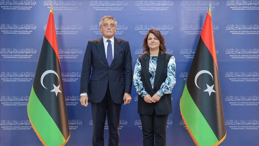 نجلاء المنقوش مع السفير الإيطالي لدى ليبيا