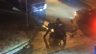 فيديو يظهر ضرباً وحشياً لمواطن من أصول إفريقية على يد الشرطة الأميركية