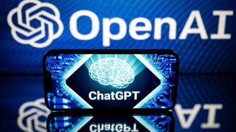 "OpenAI" تجري محادثات لجمع مليار دولار لمشروع أجهزة الذكاء الاصطناعي