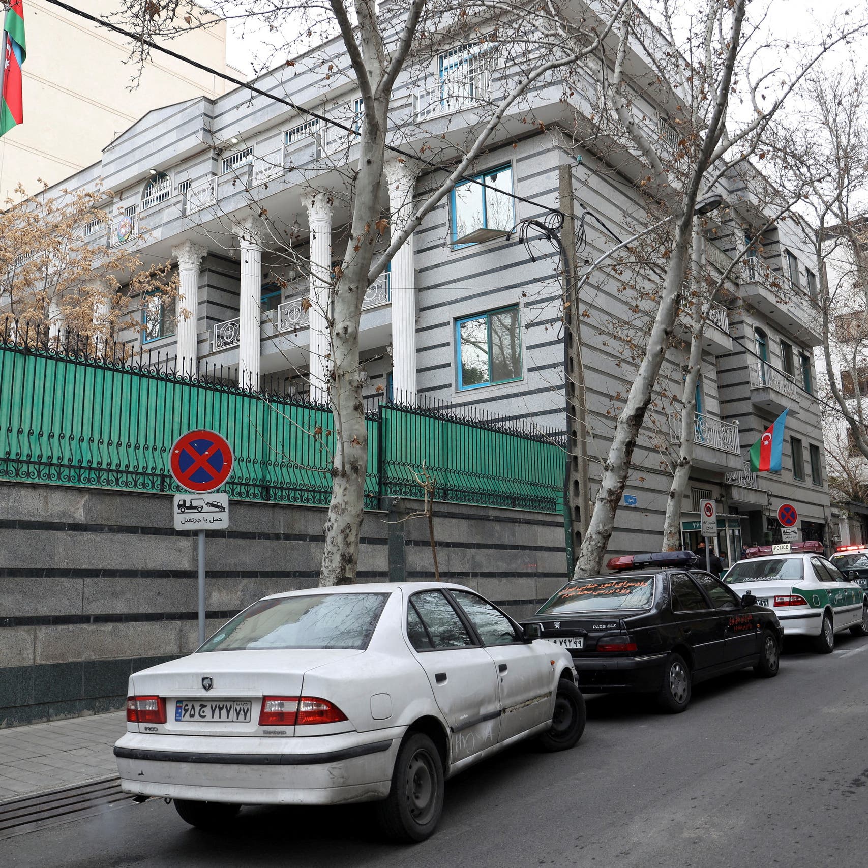 أذربيجان تعلق العمل بسفارتها في طهران: لا نثق بإيران لإبقاء موظفينا