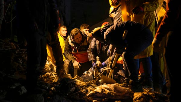 He asked for tea from under the rubble.. “Hamido” bewitched the Syrians and made them cry