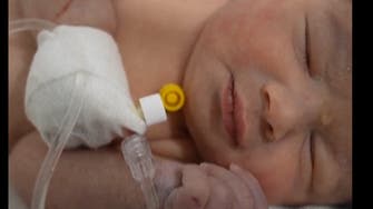 ملبے تلے پیدا ہونے والی شامی بچی کا ہسپتال میں علاج جاری