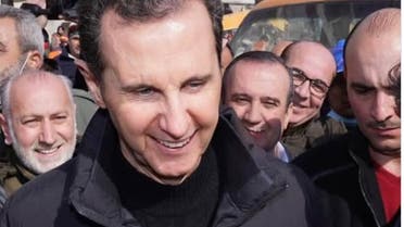 بشار الأسد المبتسم وسط أنقاض الزلزال