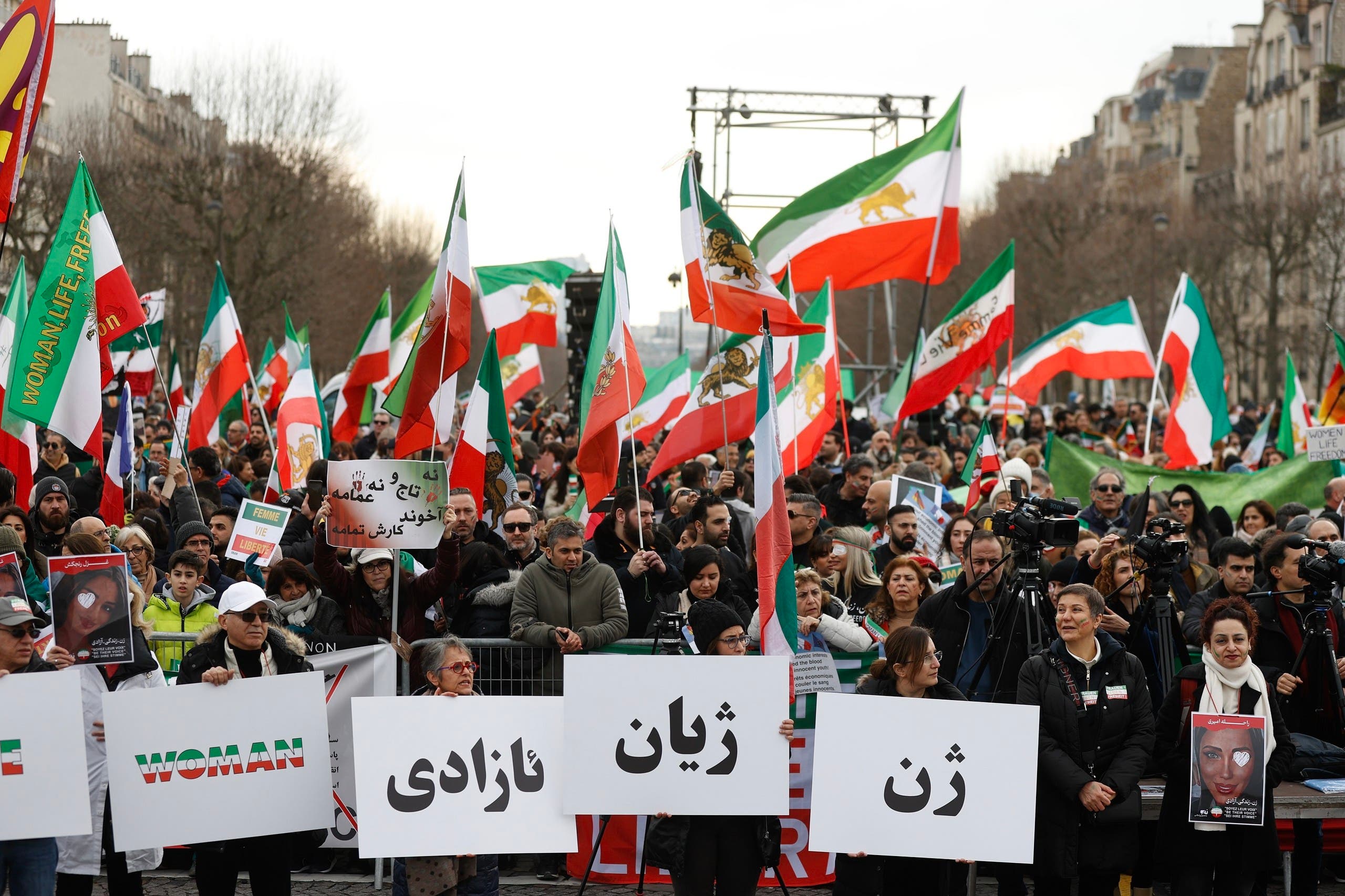 من المظاهرة في باريس السبت للمطالبة بإدراج الحرس الثوري الإيراني على قائمة الإرهاب