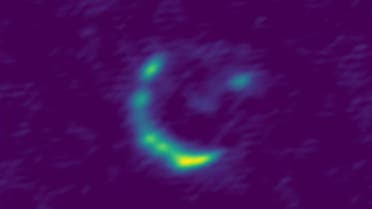 التقط علماء الفلك صورة لـ المجرة غير المرئية باستخدام نظرية النسبية العامة لألبرت أينشتاين