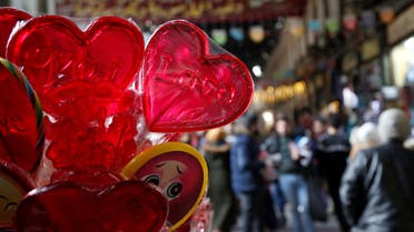 Heart-shaped candies are displayed for sale for Valentine's Day in Damascus, Syria February 13, 2020. (File photo: Reuters)