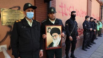 Gunmen kill two policemen in Iran’s southeast: State media