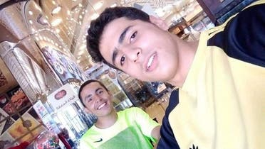 صورة الطفلين نشرها والدهما لوسائل الإعلام للتعرف عليهما