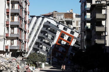 من آثار الزلزال في أنطاكيا التركية - رويترز