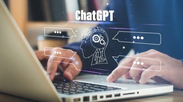 دراسة صادمة.. مئات الشركات استبدلت بعض موظفيها بتطبيق "ChatGPT"!